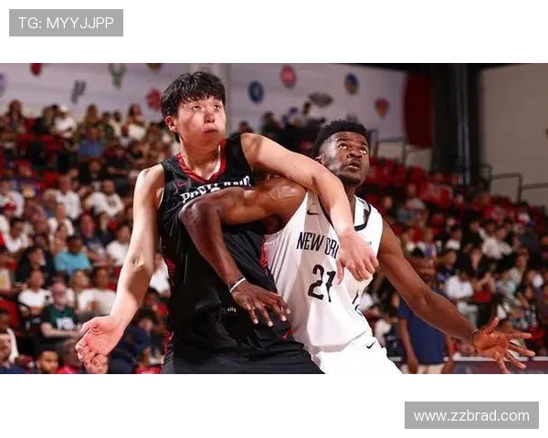 克林根砍15分11板两双领衔篮下攻防表现 7前场板助力球队胜利