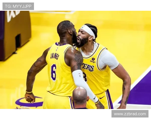 詹姆斯群聊惊呼浓眉被交易 离队前送祝福并悄然退出 詹姆斯群聊惊呼浓眉被交易 离队前送祝福并悄然退出